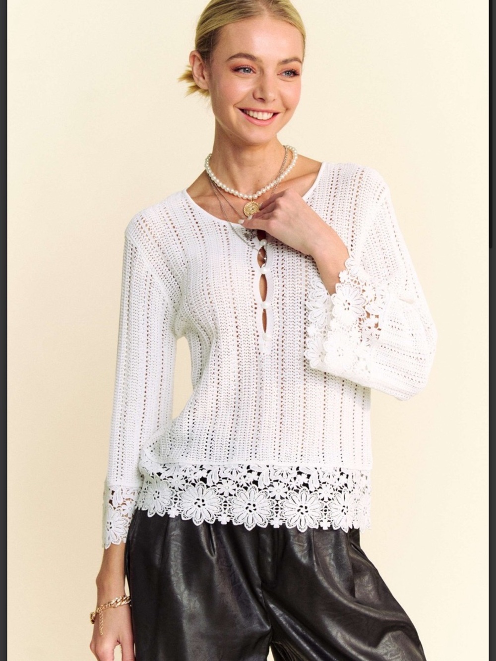 46 DAVI & DANI SOLID CROCHET BOTTOM
DETAIL TEXTURED KNIT TOP - Picture 4 of 5